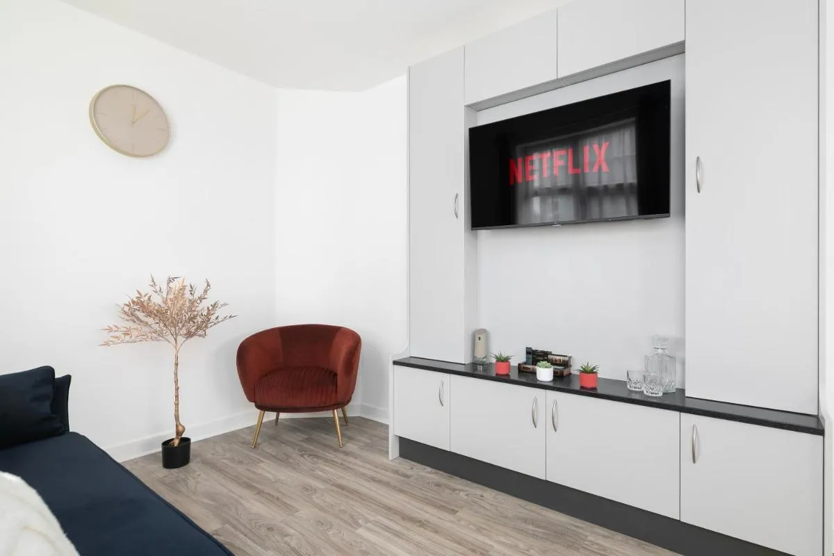 Image 5 of Modern 1 bed flat 5 min from tube! London, Parking, Wembley Stadium