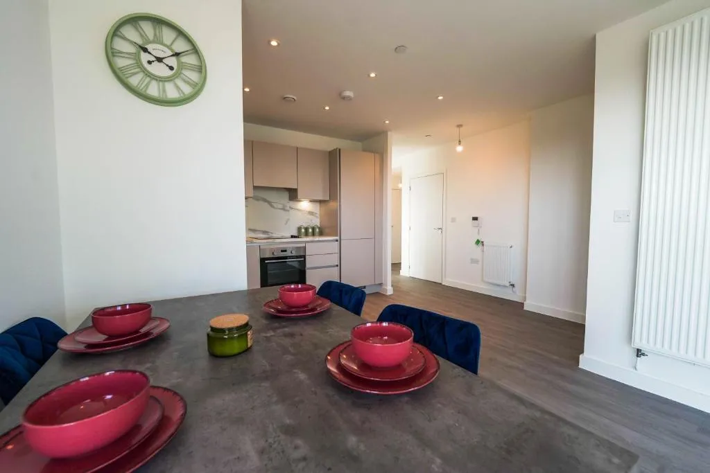 Image 1 of Modern 2BR Wembley Apartment Stadium Views and Balcony