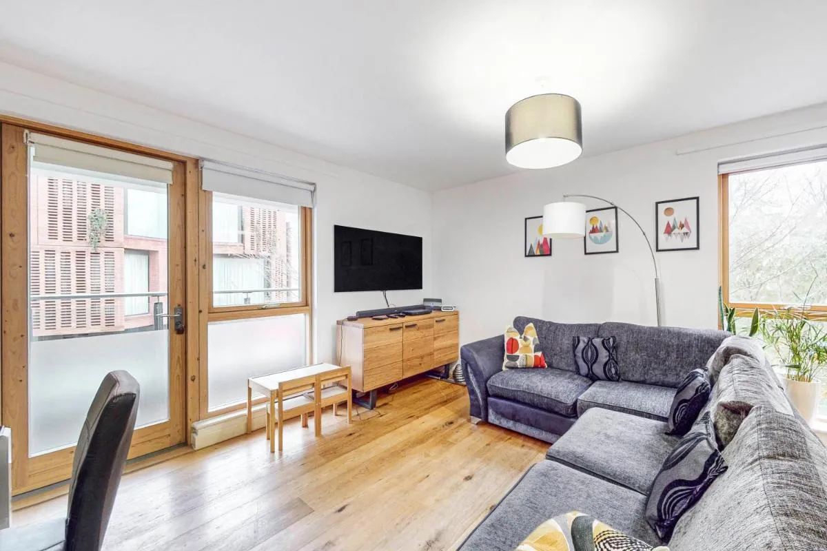 Image 5 of Modern 2Bed – 5min to Highbury & Islington Station