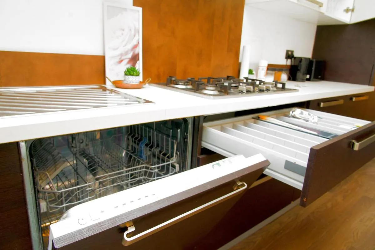 Image 3 of Modern 2 Bed Flat Crouch Hill N19