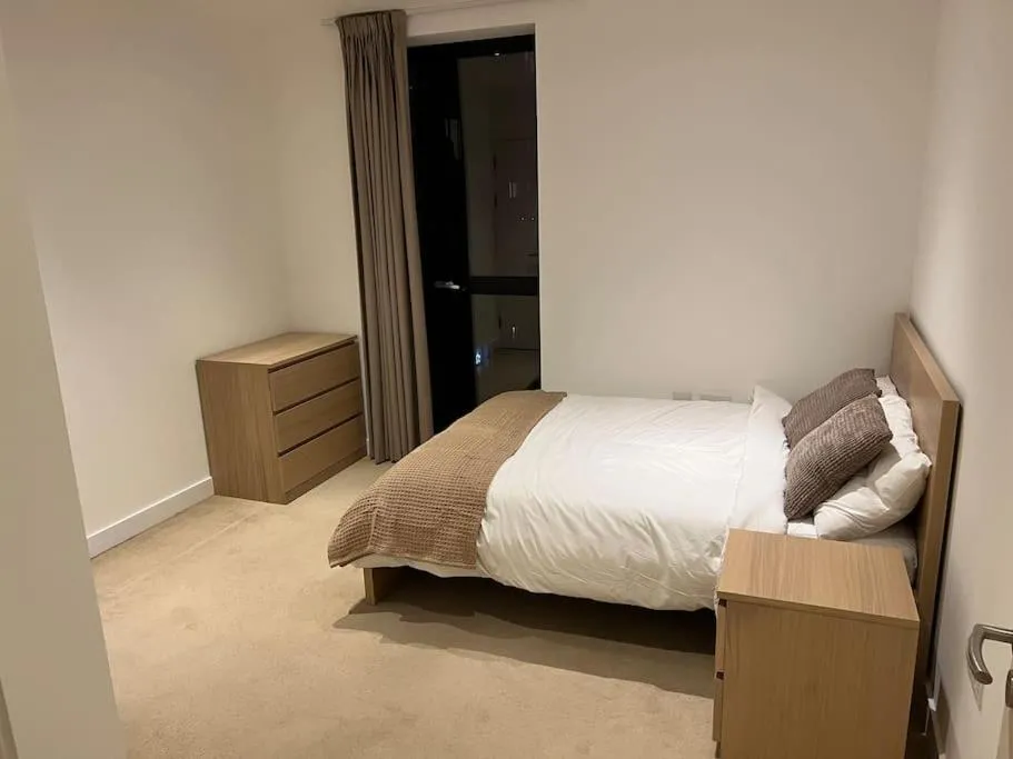 Image 3 of Modern 2 bed – Olympic Park Stratford