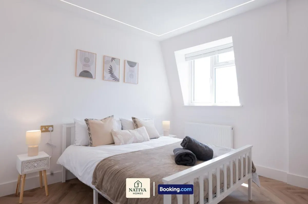 Image 2 of Modern 3BR Apartment By Nativa Homes Short Lets & Serviced Accommodation Harrow With Free WiFi & Parking, Family Comfort & Style