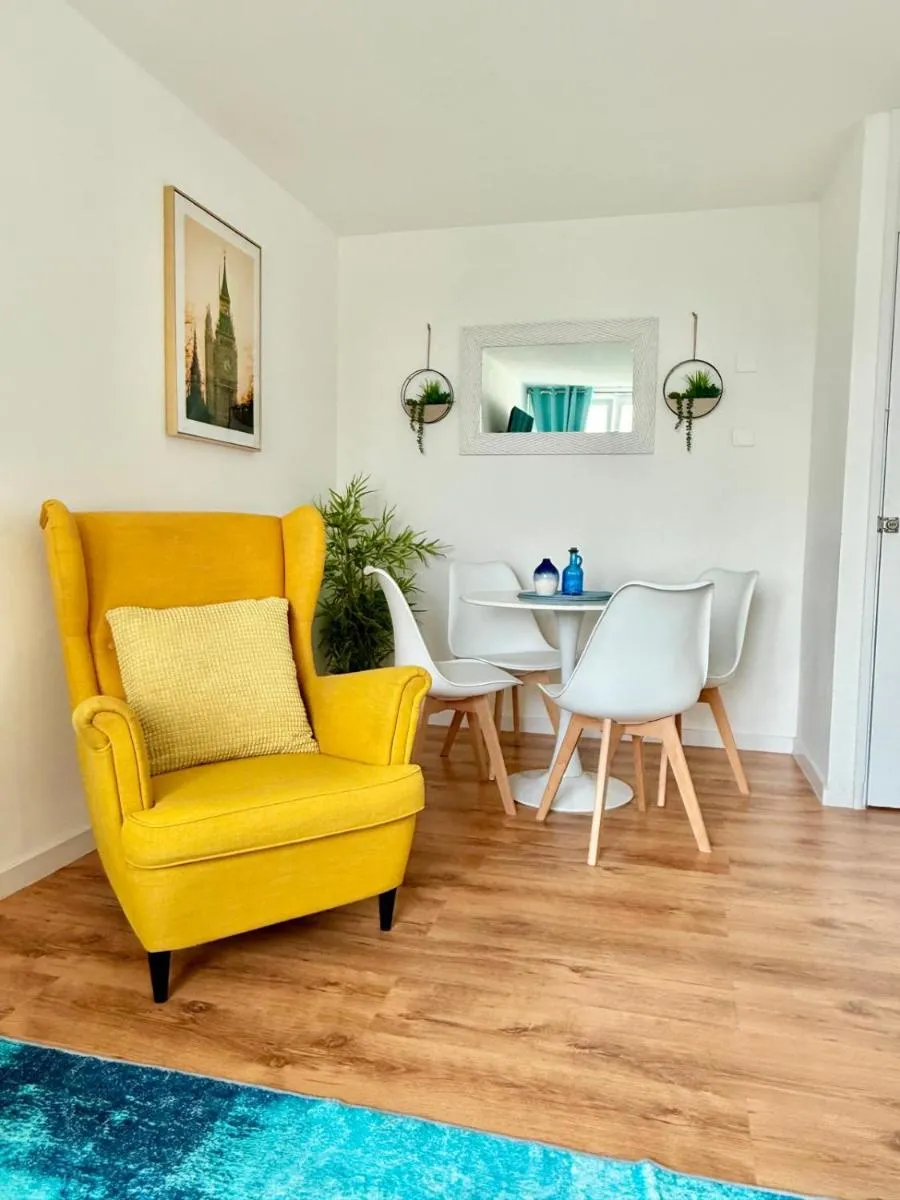 Image 4 of Modern 3bed Flat-Central London