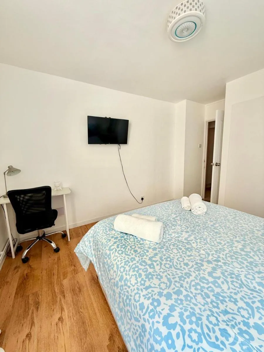 Image 5 of Modern 3bed Flat-Central London