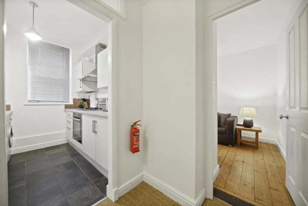 Image 4 of Modern Deluxe Apartment London Camberwell Denmark
