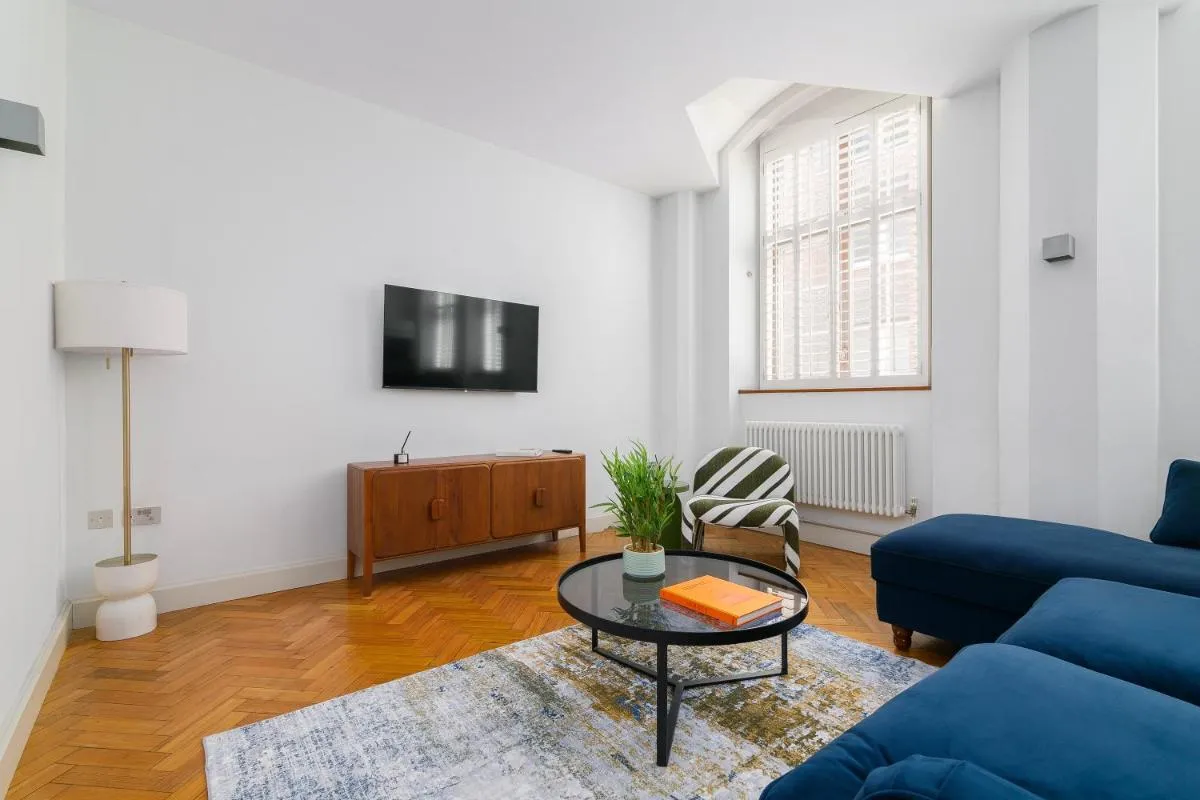 Image 5 of Modern Executive 2BR Apartment Heart of City of London