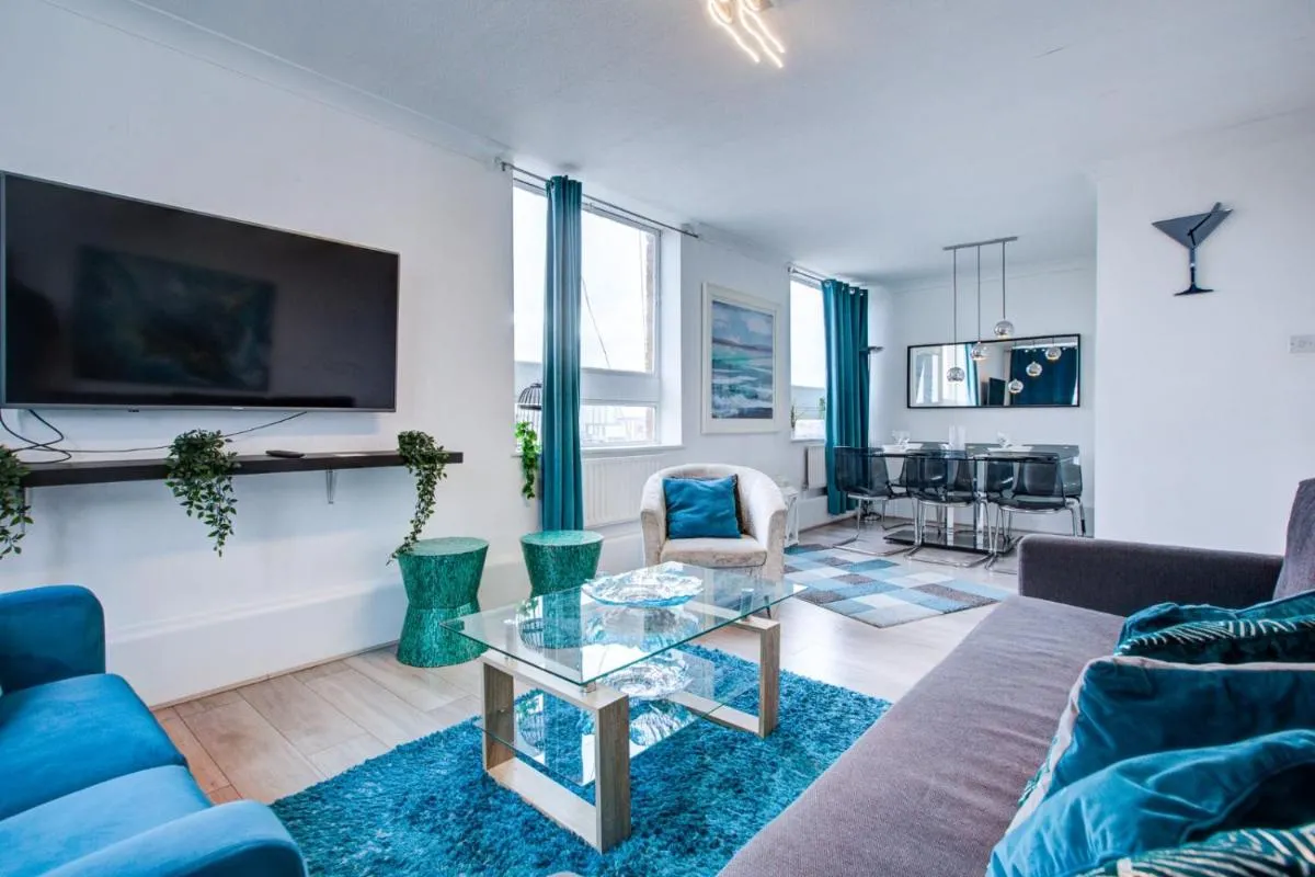 Image 5 of Modern, Family-Friendly Apartment by Hyde Park & Museums