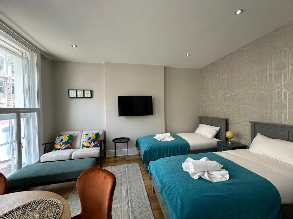 Image 3 of Modern Flat in Central London