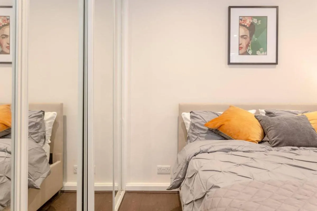 Image 3 of Modern Flat in the Heart of West London