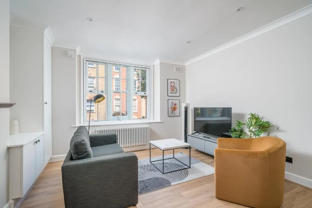 Modern Flats in Fitzrovia – Steps from Oxford St, Soho and London Top Sights