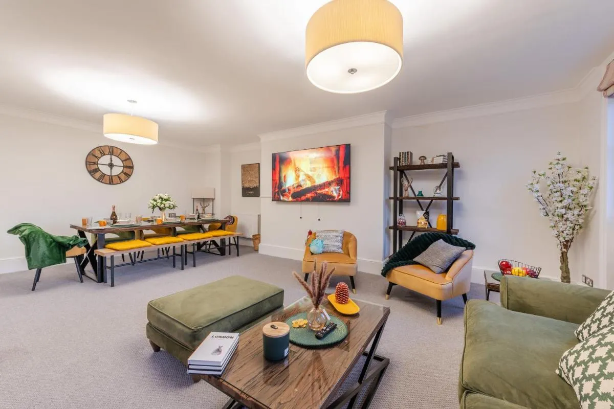 Image 5 of Modern London Luxury 3Bed 3Bathroom Retreat 6HS