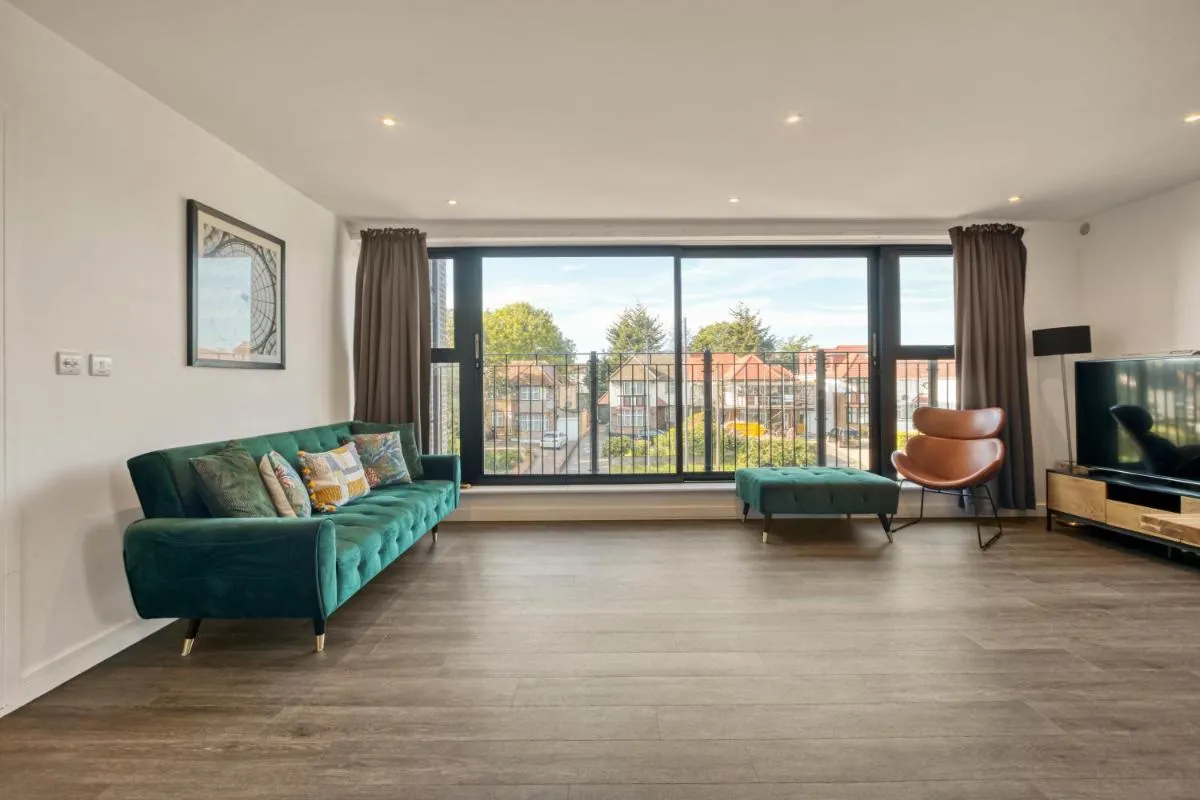 Image 5 of Modern Penthouse in Wembley
