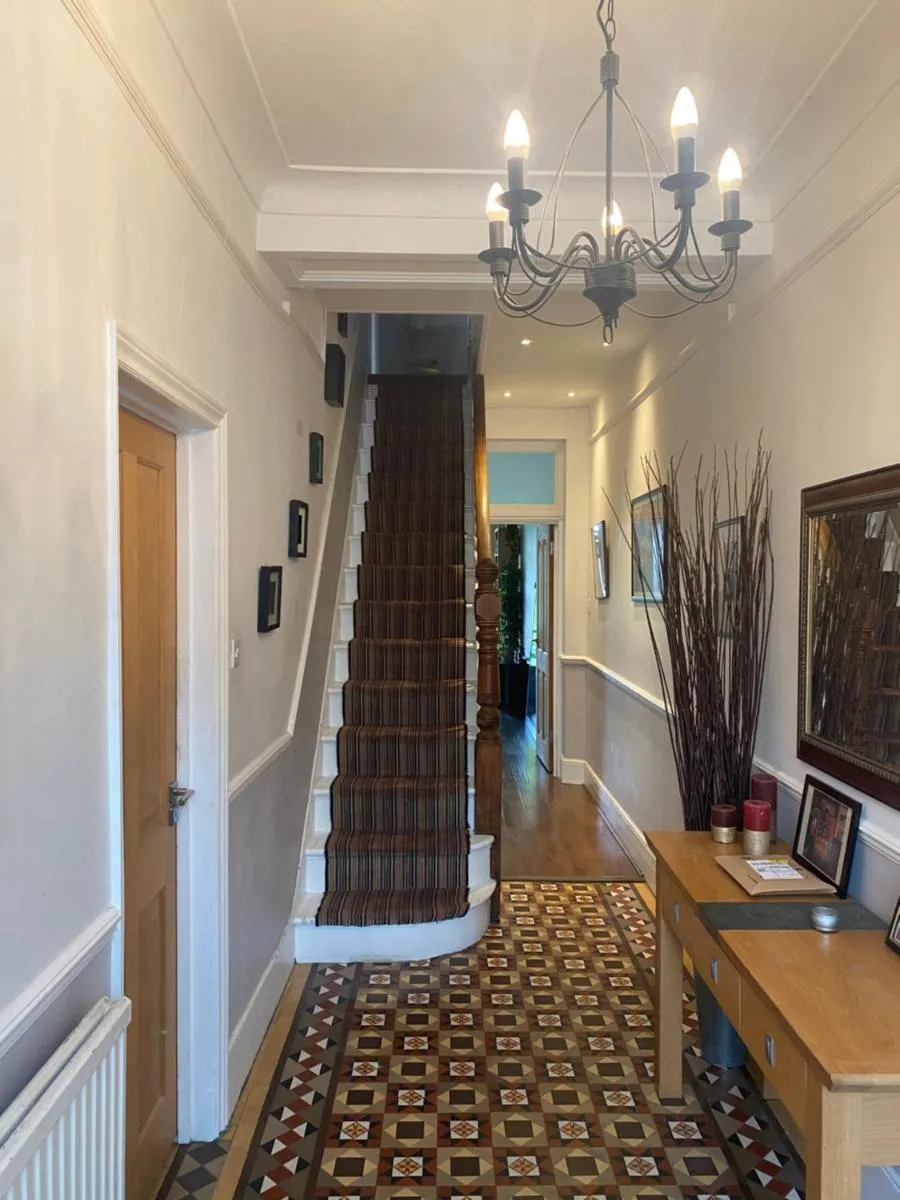 Image 5 of Modern Private Studio Room