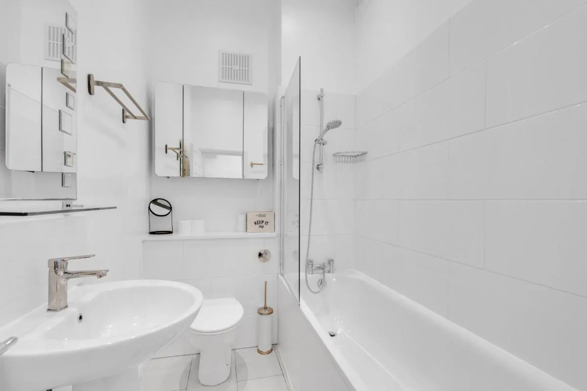 Image 3 of Modern and Cosy 2 bedroom Flat in Notting Hill