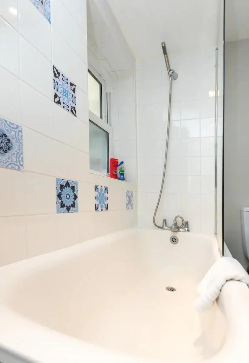 Image 4 of Modern and Cozy Flat in Chelsea