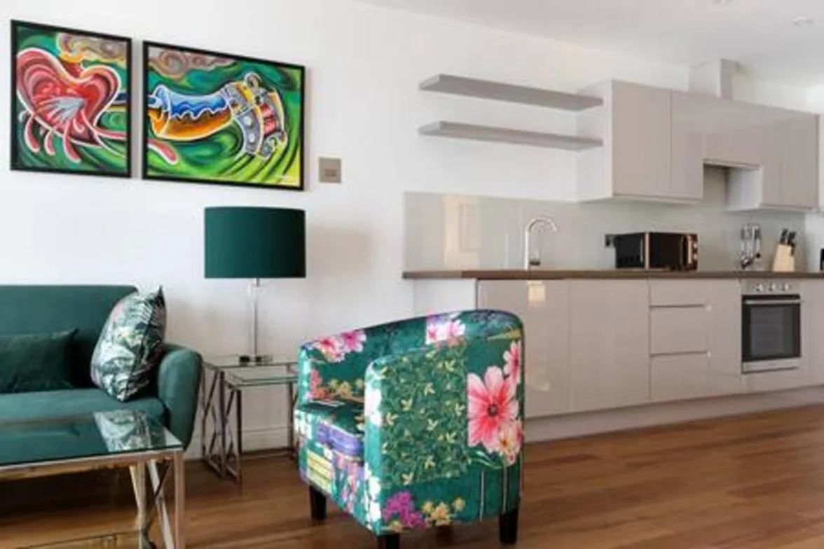 Image 4 of Modern and large oasis flat in Camden with patio