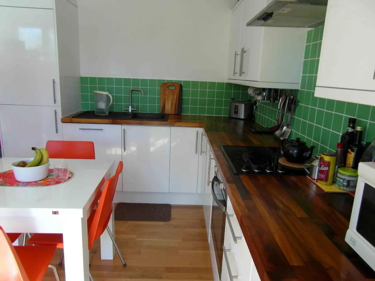Image 4 of Modern and stylish flat