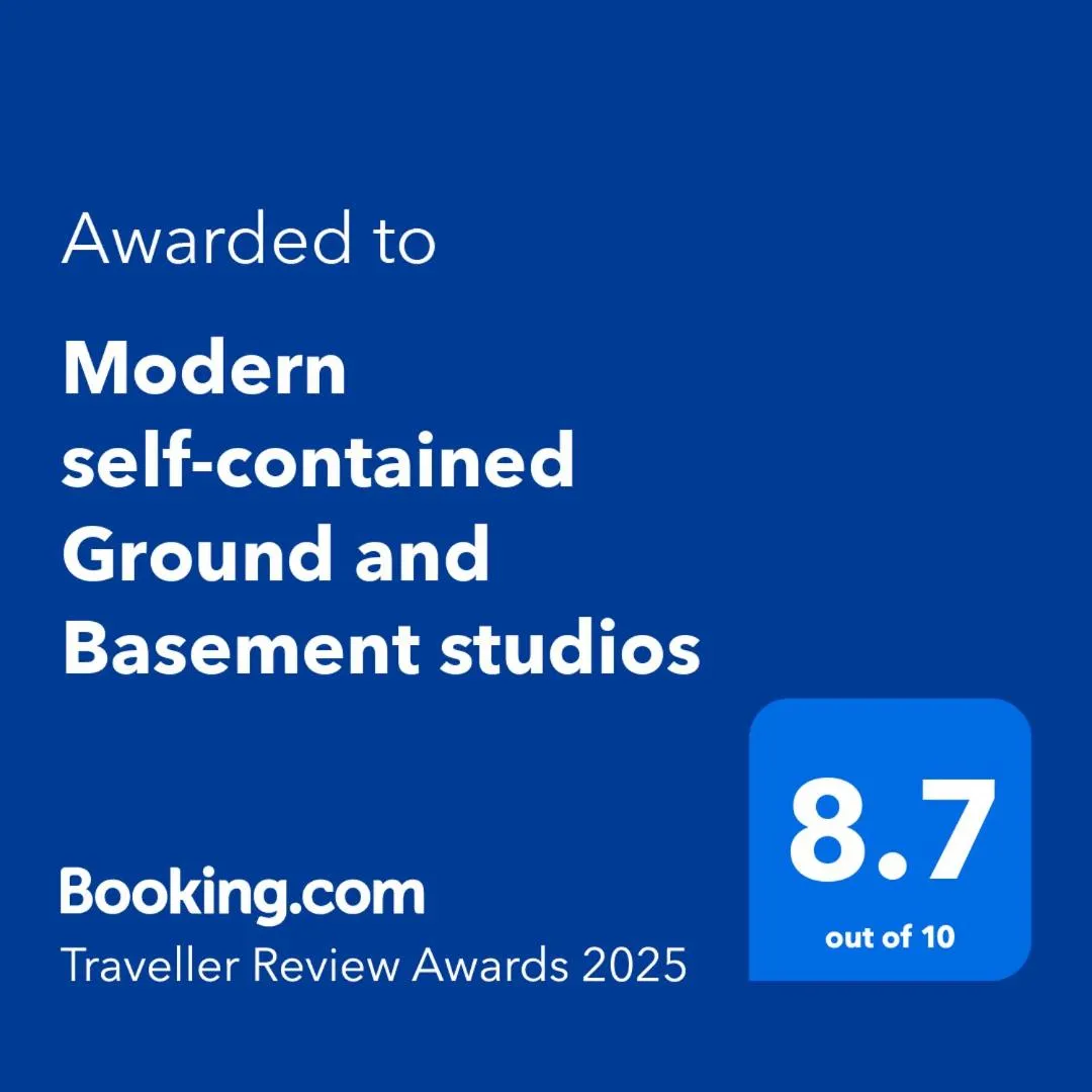 Image 4 of Modern self-contained Ground and Basement studios