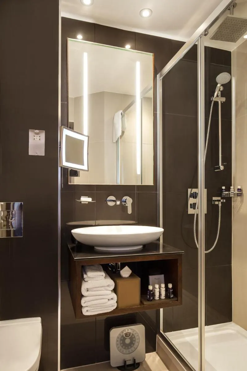 Image 4 of Montcalm Piccadilly Townhouse, London West End