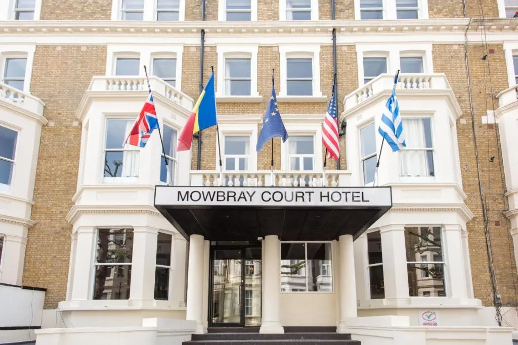 Image 1 of Mowbray Court Hotel