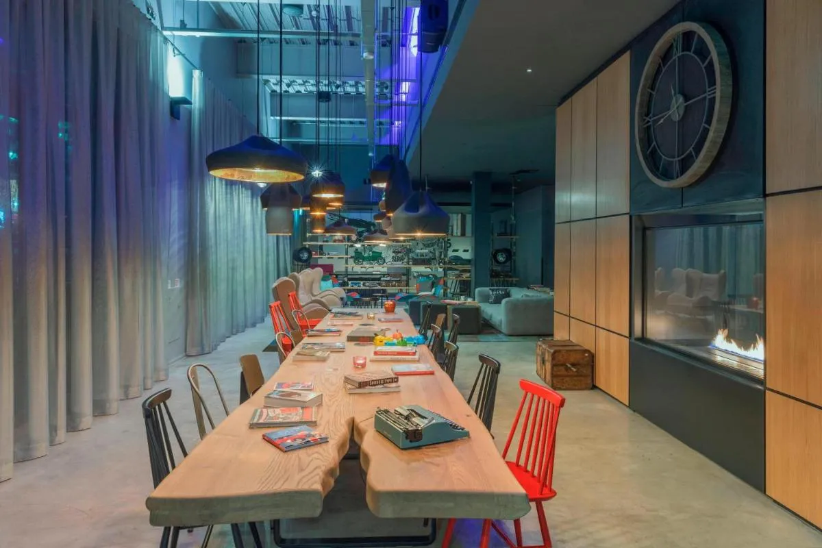 Image 4 of Moxy London Stratford