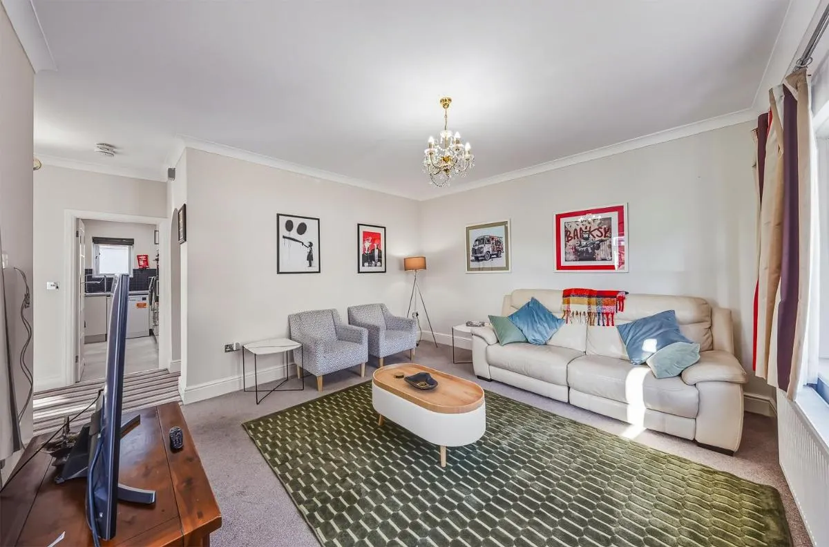 Image 5 of Nancy’s 3 bedroom house near Heathrow Airport