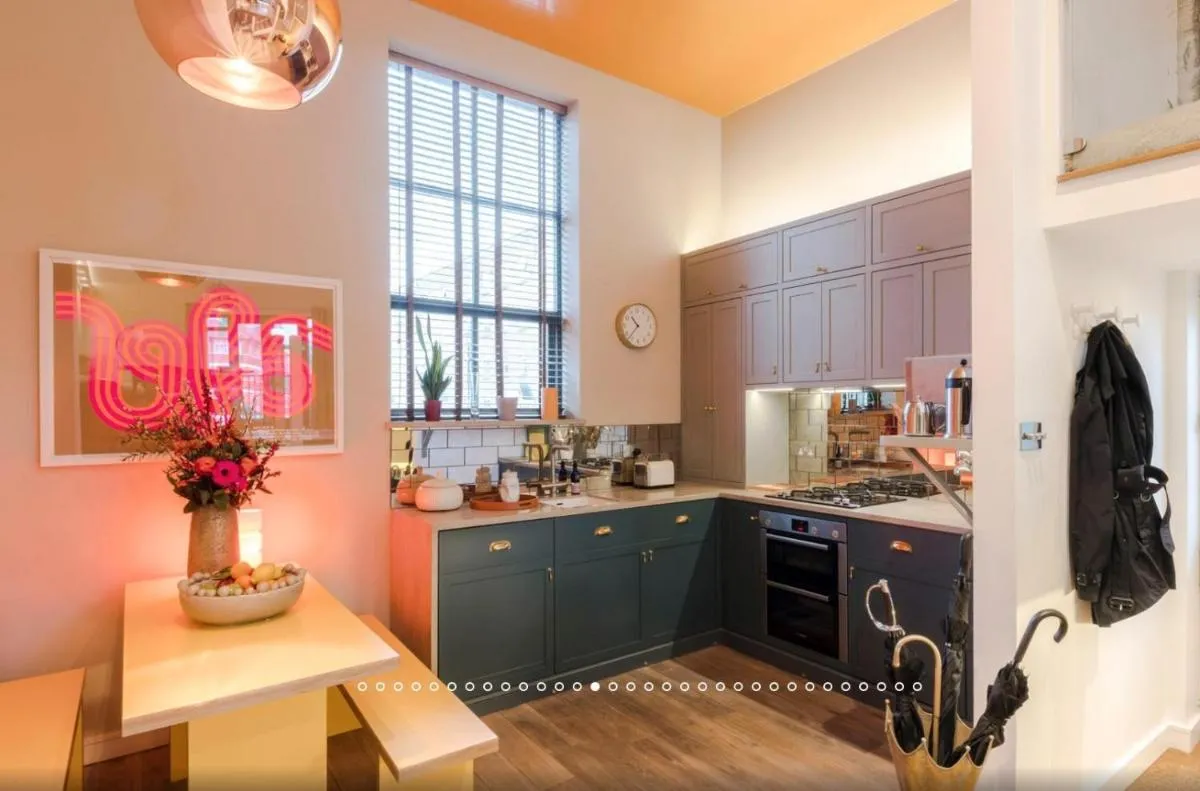 Image 4 of Neon Melody – Playful 2 Bedrooms by London Bridge