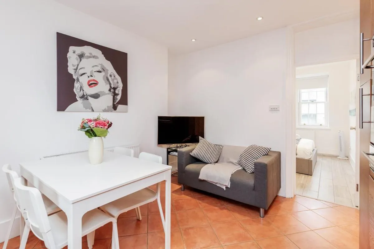 Image 5 of New 2 Bed Apartment in Covent Garden