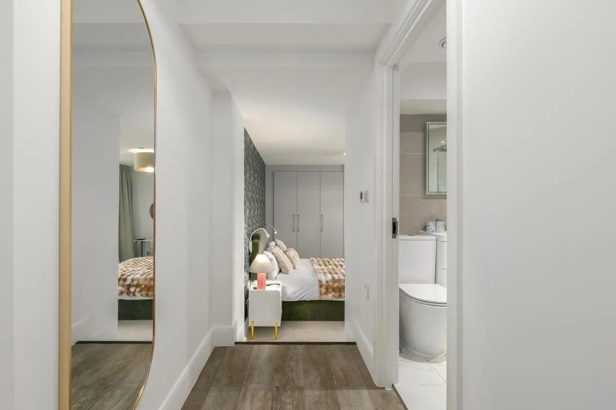 Image 5 of New 2bd Willesden Oxford St, Wembley, Jubilee line
