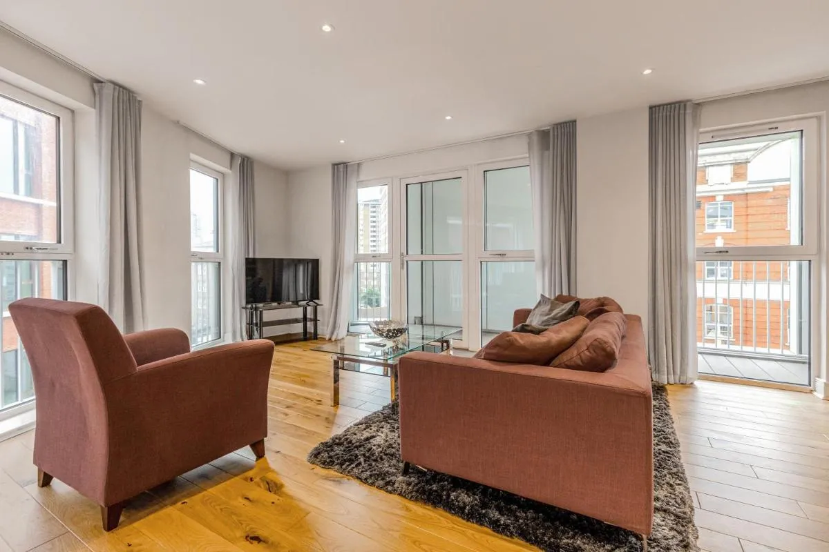 Image 5 of New! Amazing 2BR Flat Near Shoreditch, Zone 1