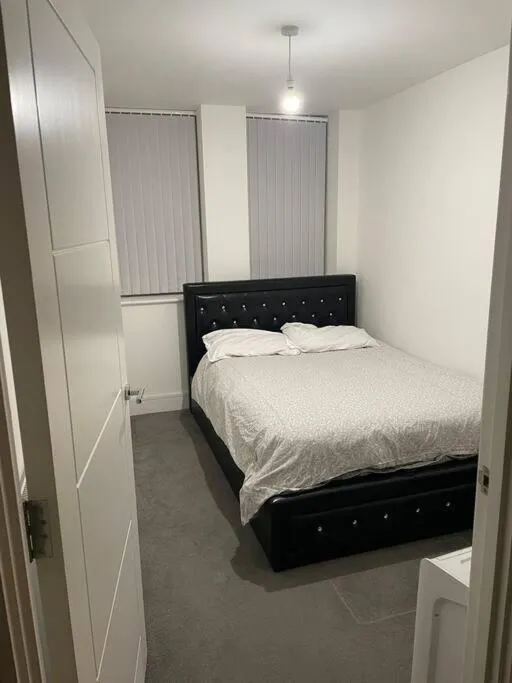 Image 4 of New London Apartment- 20mins from Central City