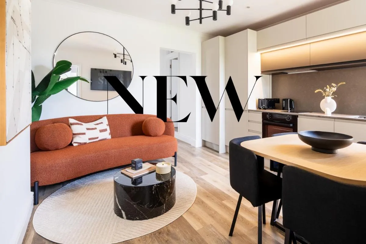Image 2 of Newly Designed, 2br Apt, 5min from Northwood London Tube Station, NATO HQ, Ideal for Wembley, Warner Studio, Contractors