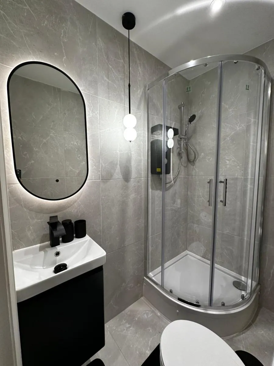 Image 4 of Newly Refurbished 2 Bed Apartment – Central Location