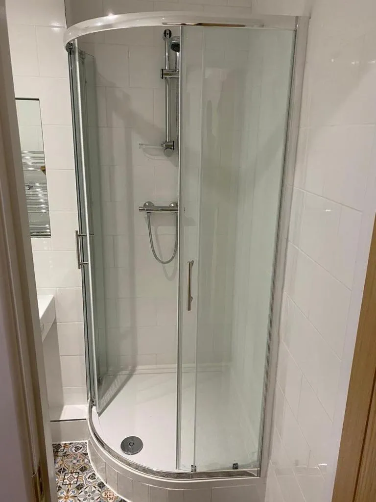 Image 4 of Newly refurbished flat in camberwell, london