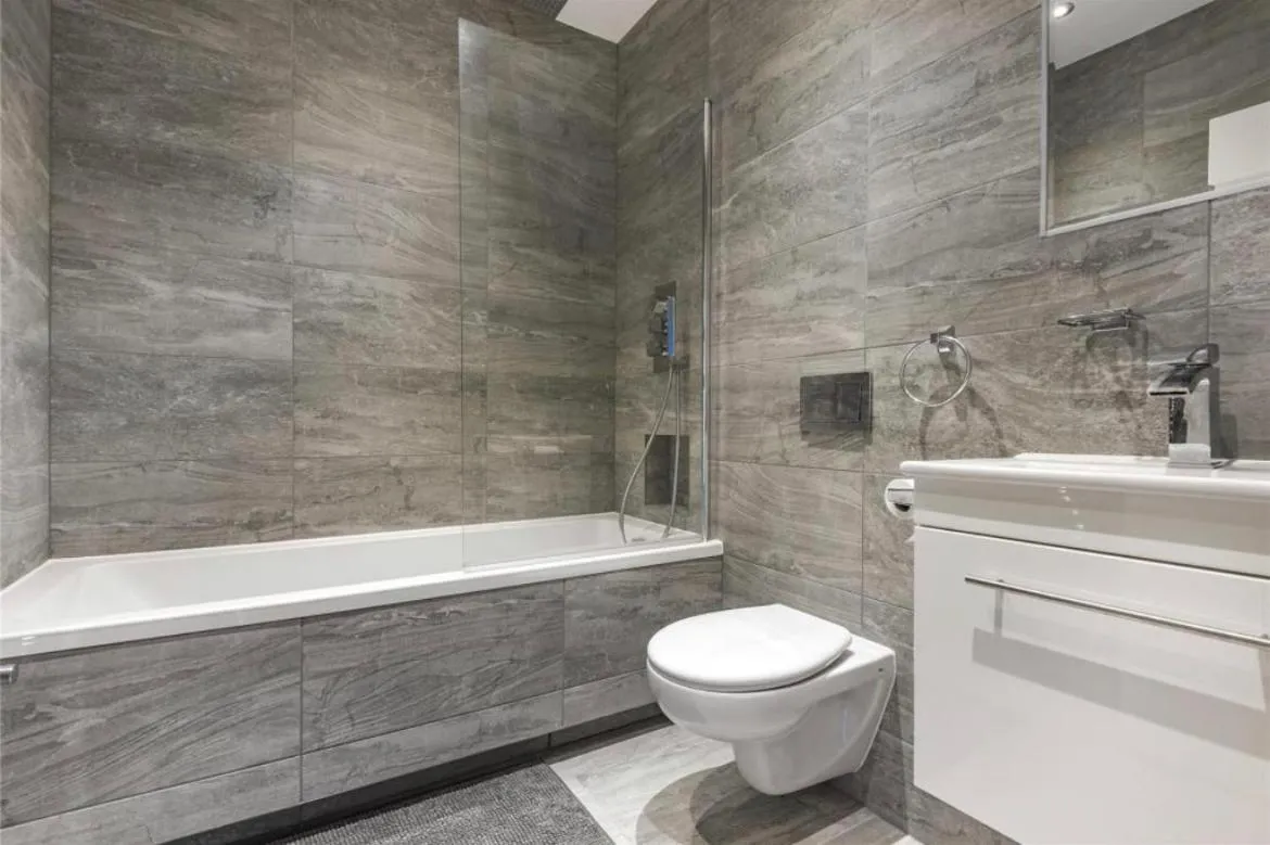 Image 3 of No.1 Universal House – Double Bedroom Apartment