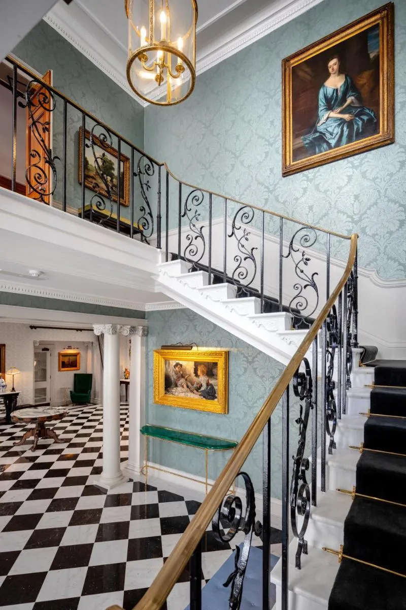 Image 5 of No. 30 Knightsbridge
