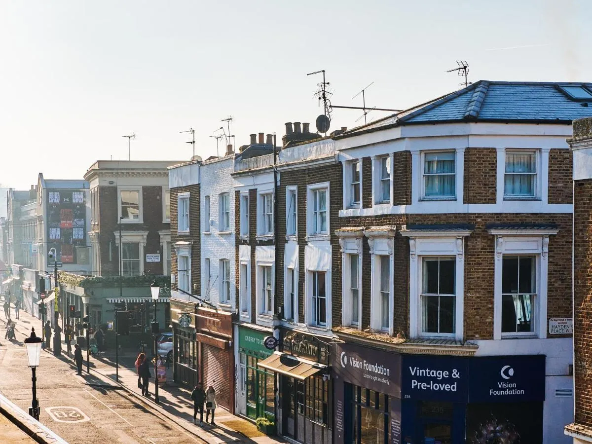Image 5 of Notting Hill 1 Bed Sleeps 2 Wifi