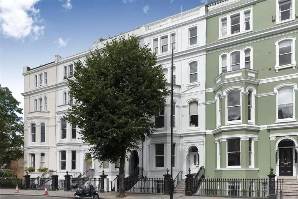 Image 3 of Notting Hill Garden Flat