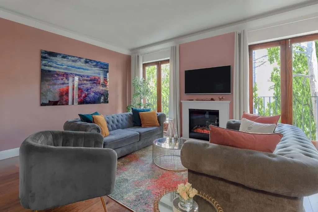 Image 1 of Notting Hill & Hyde Park EXCLUSIVE WEST-END SERENE DESIGNER FAMILY HOME 5Bed4bath