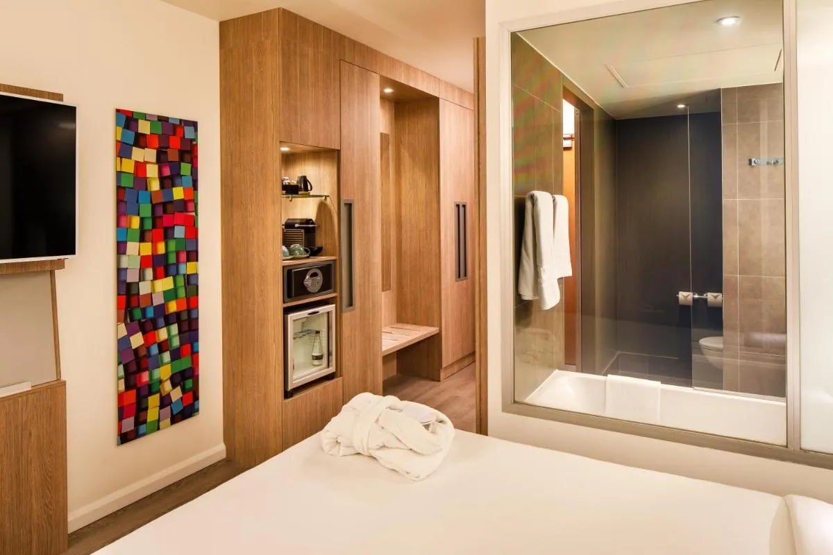 Image 3 of Novotel London Bridge