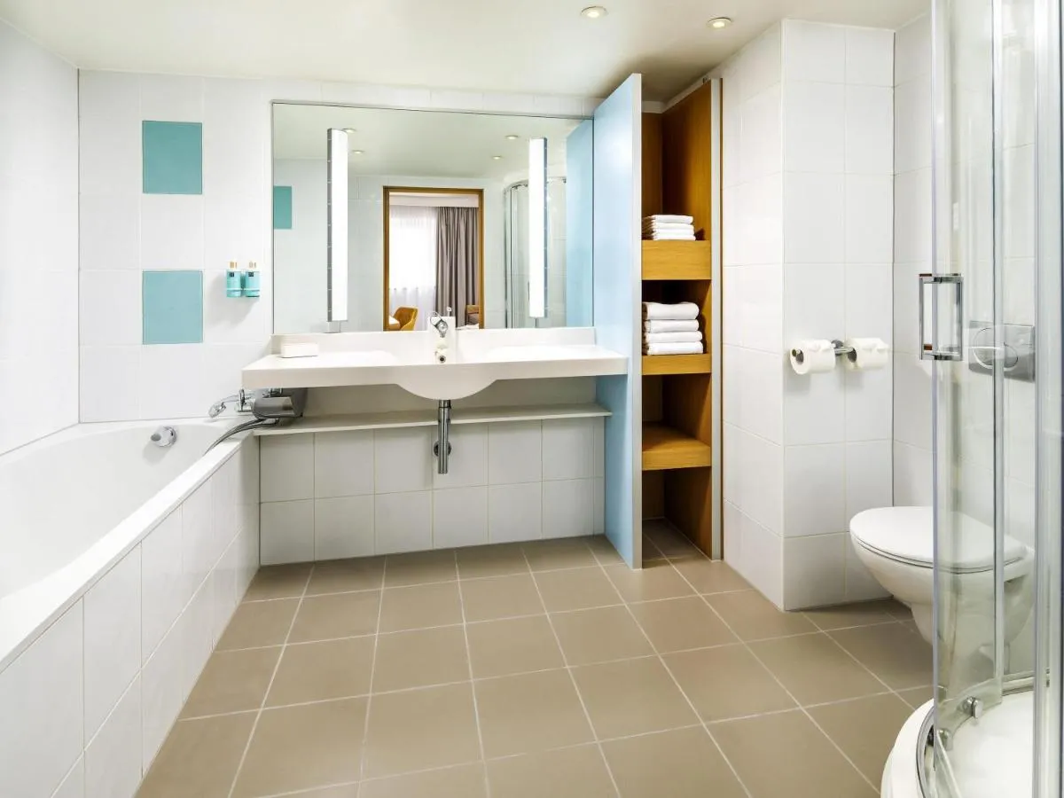 Image 3 of Novotel London Greenwich