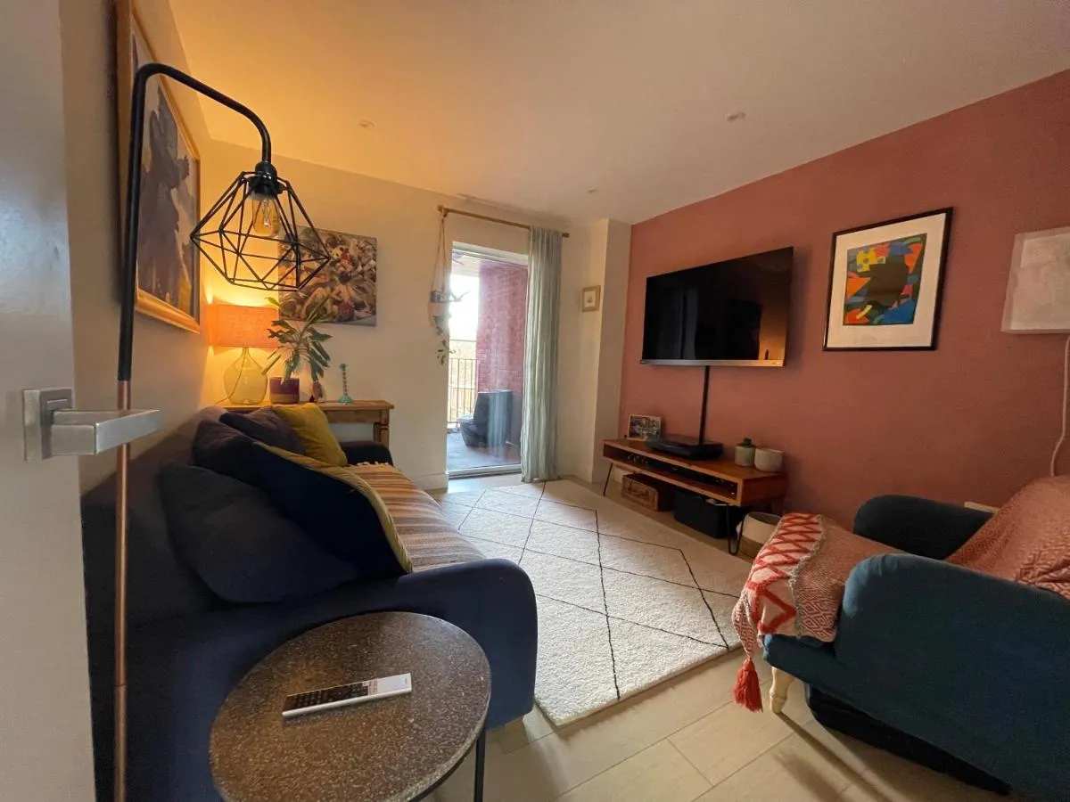 Image 5 of Nunhead Green Flat