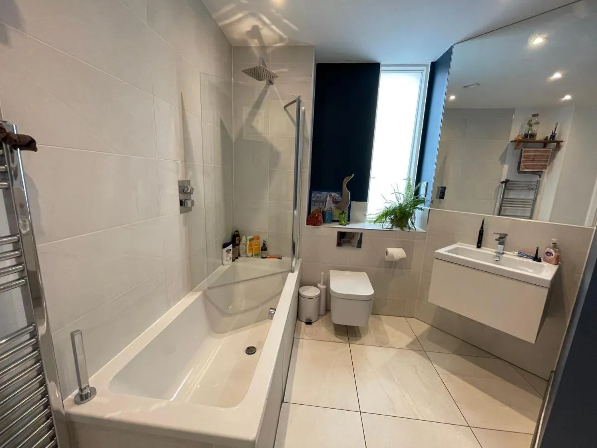 Image 3 of Nunhead Green Flat
