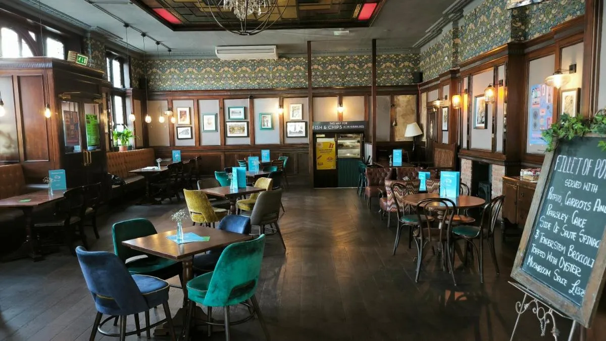Image 4 of OYO The Kilburn Arms