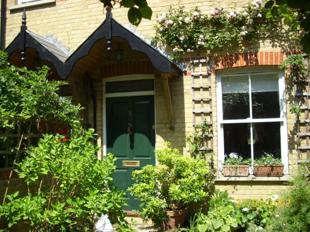 Image 1 of Old Station Gardens, SW London