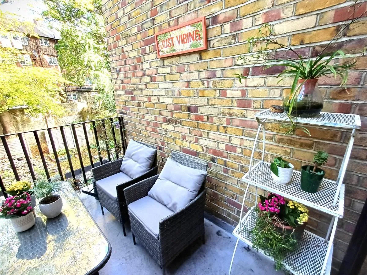 Image 3 of Olympia Terrace