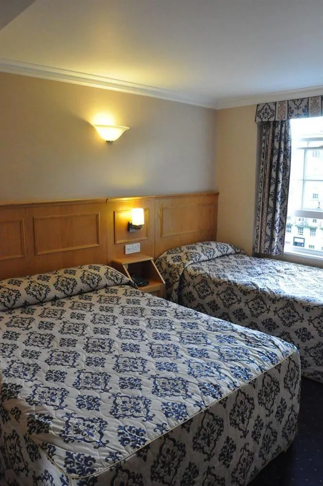 Image 4 of Olympic House Hotel