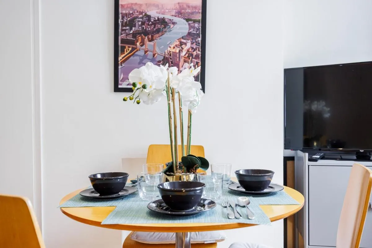 Image 5 of One Bedroom Near Russell Square