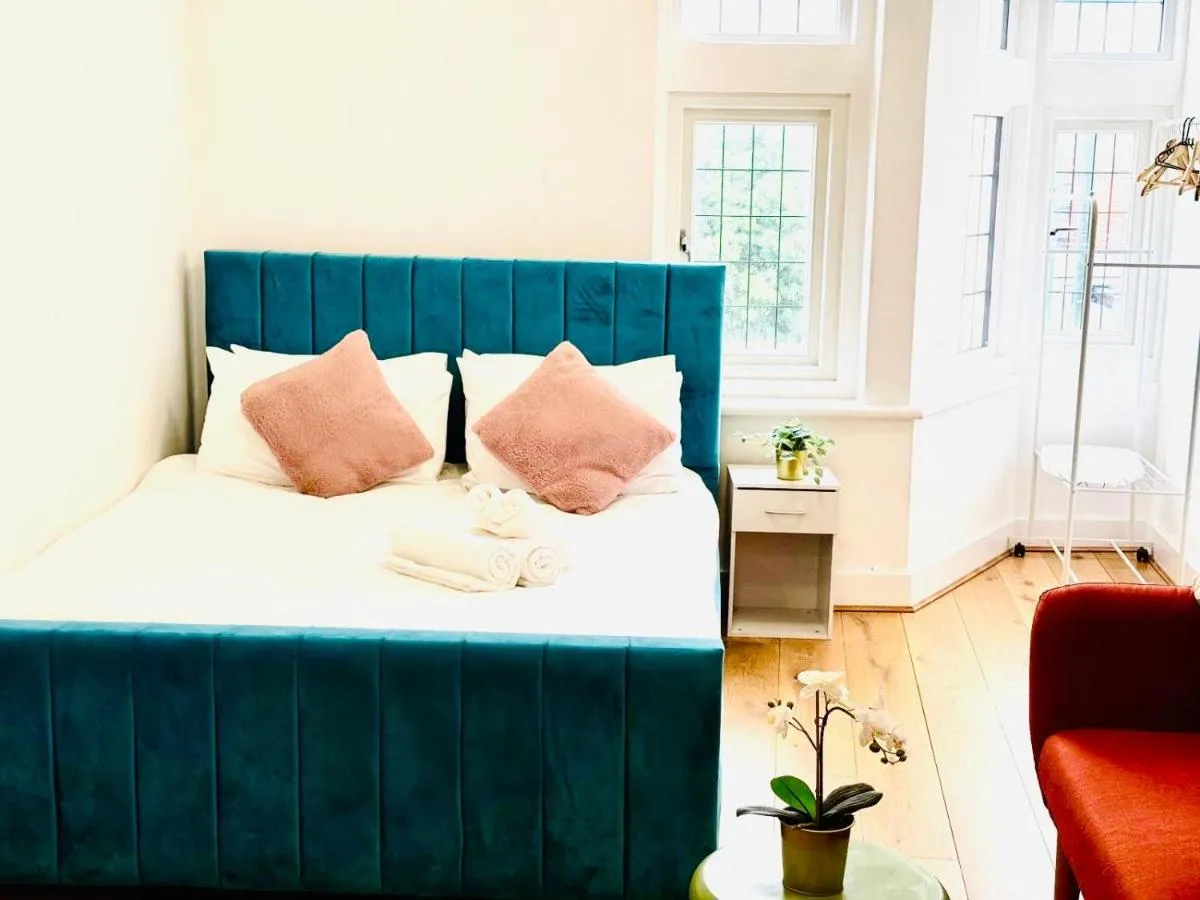 Image 3 of One bedroom apartment flat 3A