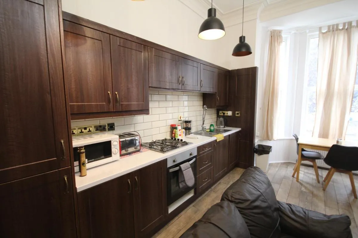 Image 4 of Osterley Place – Apt B